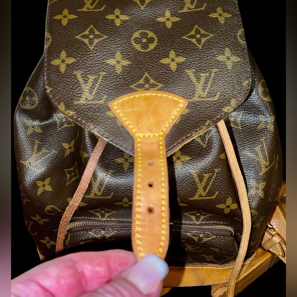 ❤️🔥BACKPACK❤️🔥Louis Vuitton Montsouris MM backpack - Picture 7 of 13